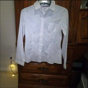 Girls White long sleeve button down shirt (BRAND NEW)